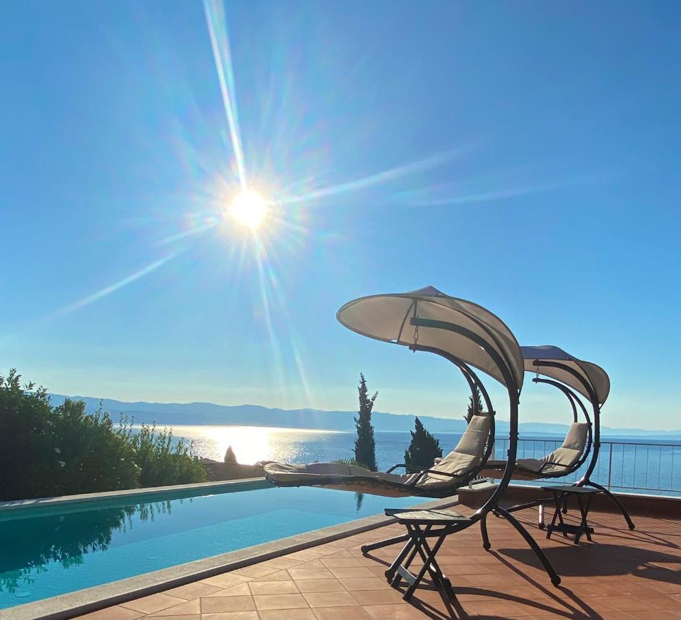 Villa Lovran - 150M To The Beach - Infinity Pool - Incredible Sea View - Fitness Room Εξωτερικό φωτογραφία