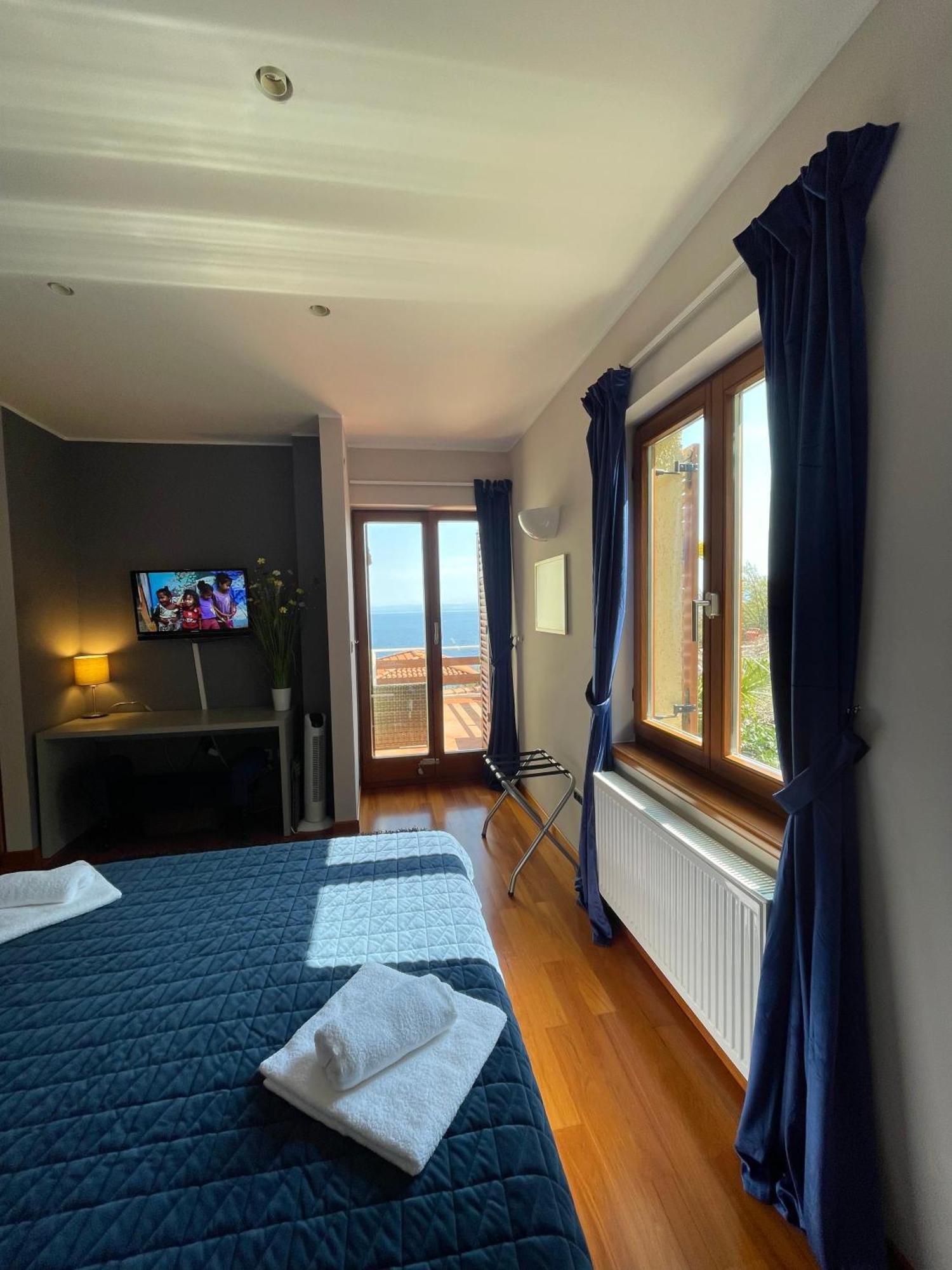 Villa Lovran - 150M To The Beach - Infinity Pool - Incredible Sea View - Fitness Room Εξωτερικό φωτογραφία